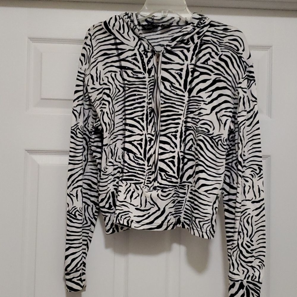 LoLo P black white hoodie sweatshirt jacket